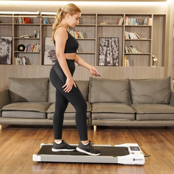 Tapis de marche DeerRun Q1 Classic Mini, capacité de 136 kg, avec télécommande et tapis de course